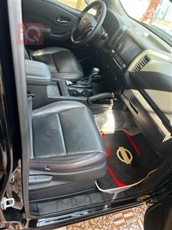 نيسان فرونتر